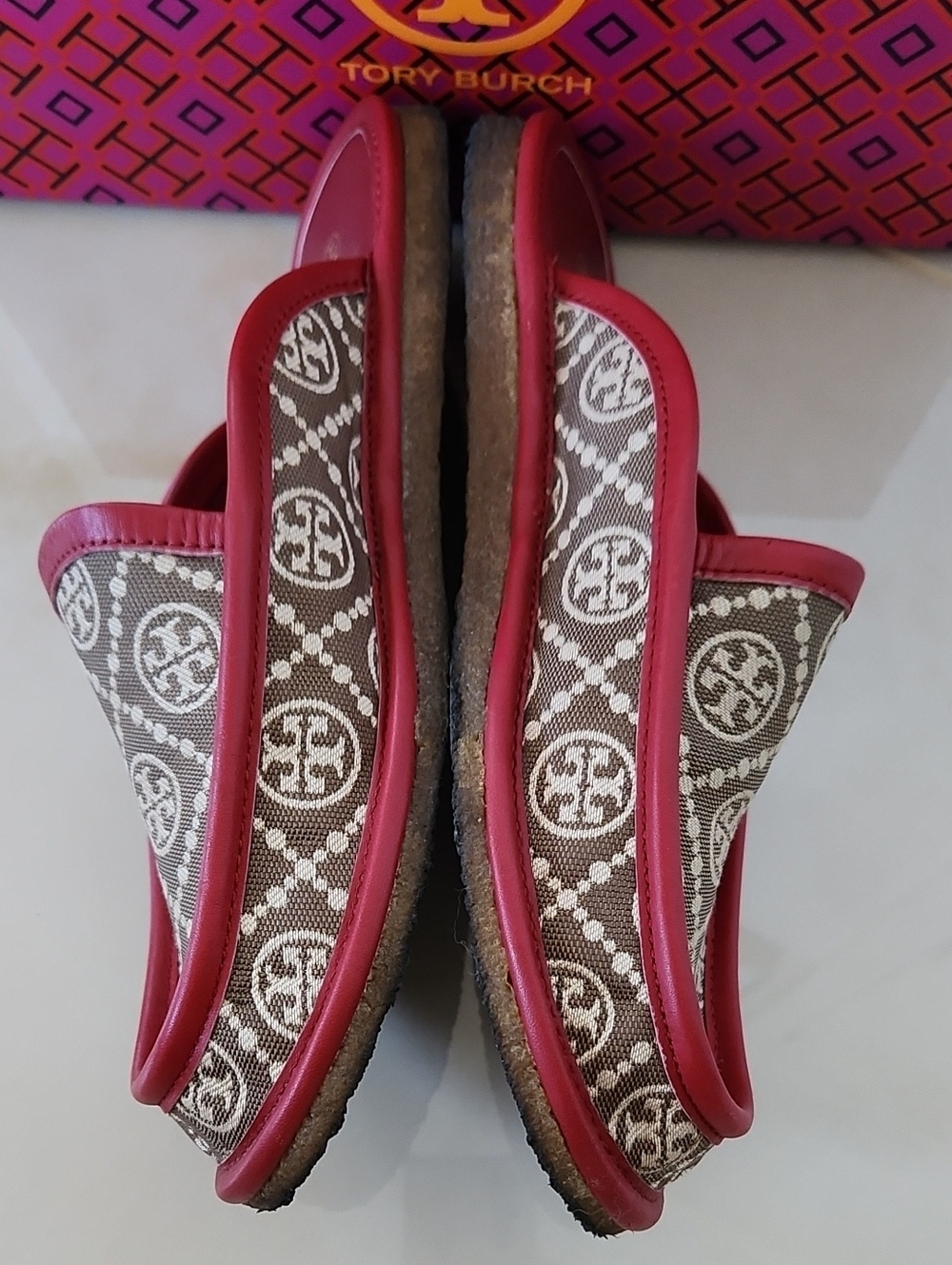 Tory Burch Red and Brown Mules with Distinctive Design - Picture 3 of 9